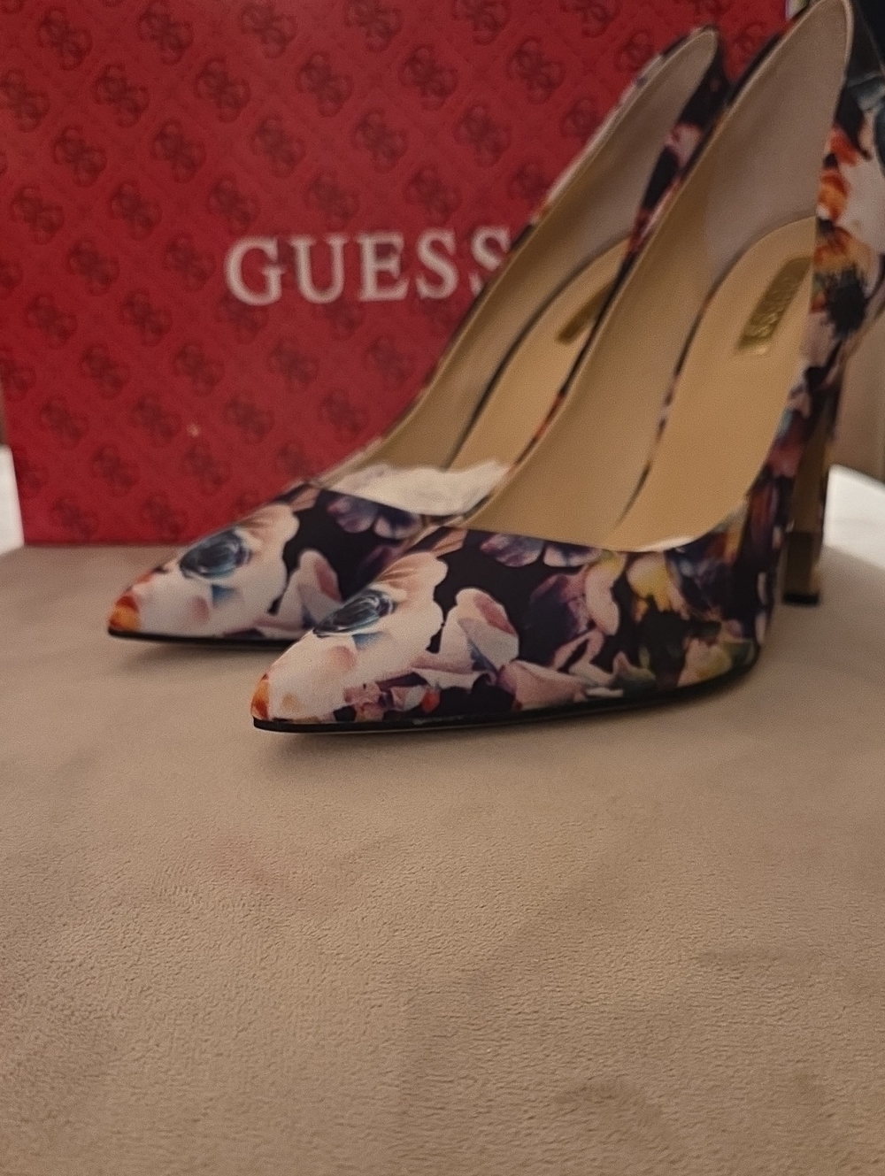 Guess Floral Pointed-Toe Pumps - Navy Multi